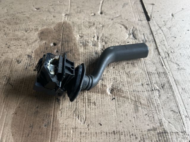 bontott VOLVO V40 Jobb Kormánykapcsoló Ablaktörlő