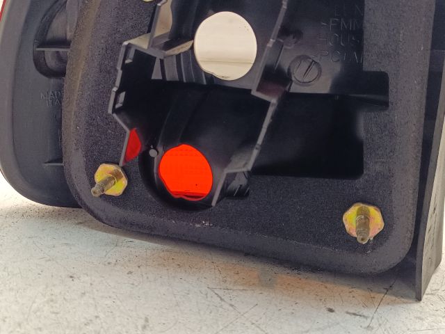 bontott VOLVO V40 Jobb Külső Hátsó Lámpa