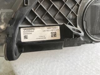 bontott VOLVO V40 Jobb Ledes Fényszóró