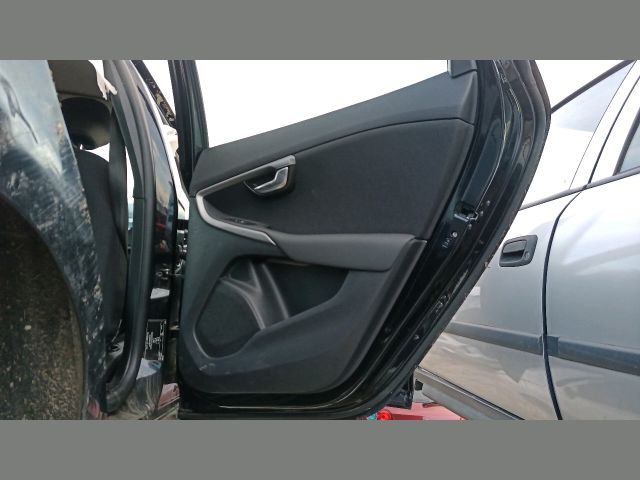 bontott VOLVO V40 Jobb Napellenző