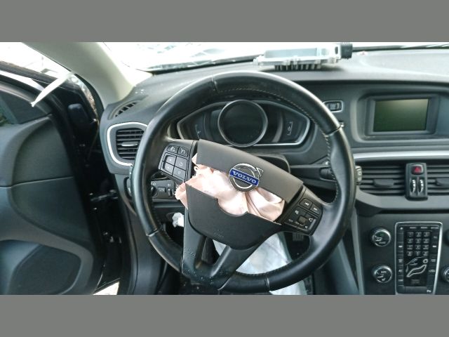 bontott VOLVO V40 Jobb Napellenző