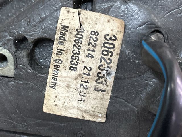 bontott VOLVO V40 Jobb Visszapillantó Tükör (Elektromos)