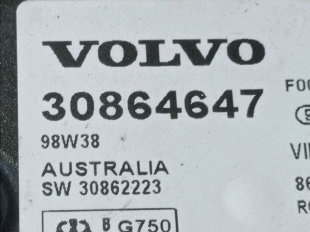 bontott VOLVO V40 Komfort Elektronika