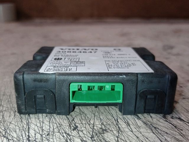 bontott VOLVO V40 Komfort Elektronika