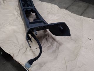 bontott VOLVO V40 Könyöklő