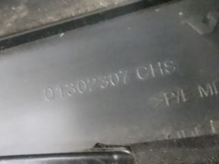 bontott VOLVO V40 Könyöklő