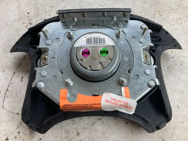 bontott VOLVO V40 Kormánylégzsák