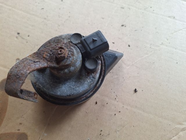 bontott VOLVO V40 Kürt