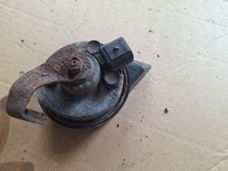 bontott VOLVO V40 Kürt