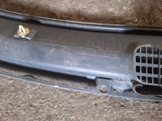 bontott VOLVO V40 Levélrács