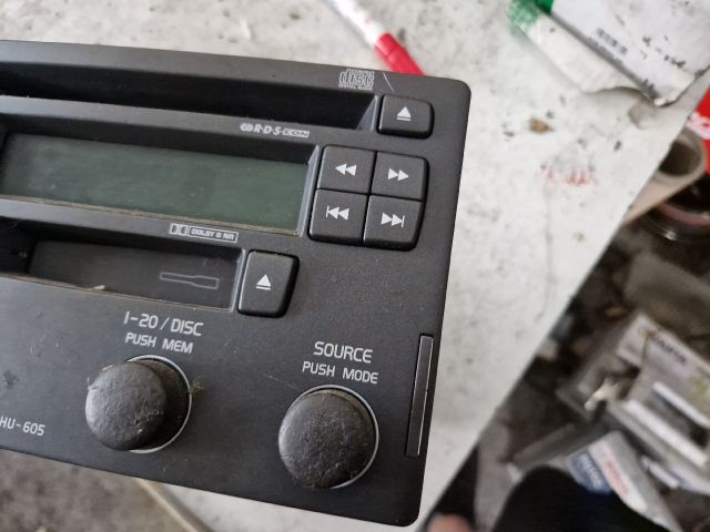 bontott VOLVO V40 Rádió / CD