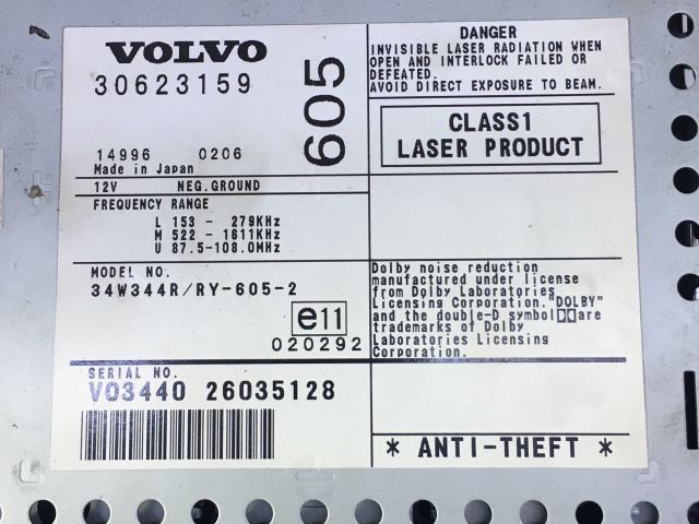 bontott VOLVO V40 Rádió / CD