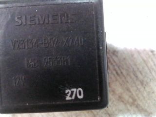 bontott VOLVO V40 Relé