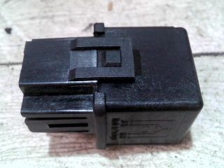 bontott VOLVO V40 Relé
