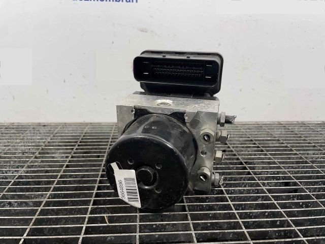 bontott VOLVO V40 ABS Kocka