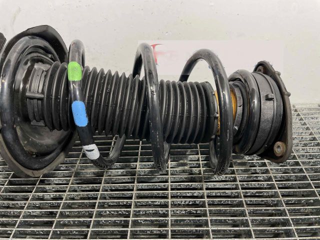 bontott VOLVO V40 Első Rugó