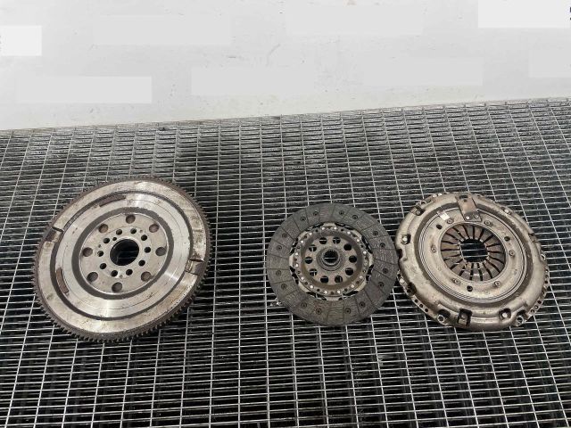 bontott VOLVO V40 Fogaskoszorú