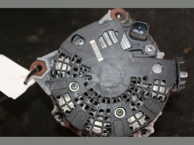 bontott VOLVO V40 Generátor