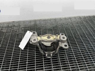 bontott VOLVO V40 Motor Tartó Bak (Pozíciófüggetlen)