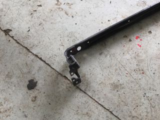 bontott VOLVO V40 Vízhűtő Radiátor Tartó