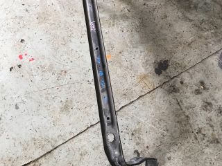 bontott VOLVO V40 Vízhűtő Radiátor Tartó