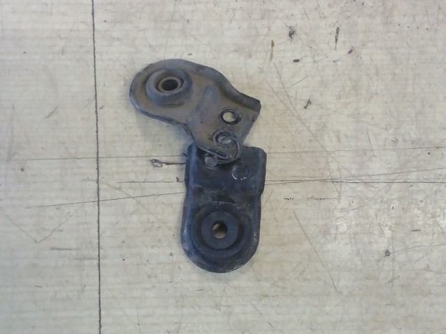 bontott VOLVO V40 Vízhűtő Radiátor Tartó