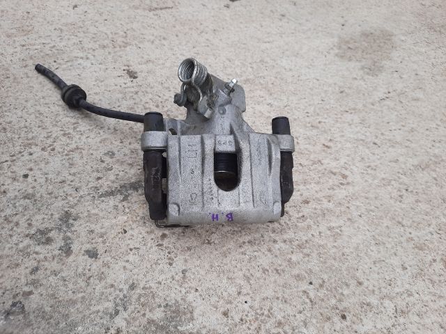 bontott VOLVO V50 Bal hátsó Féknyereg Munkahengerrel