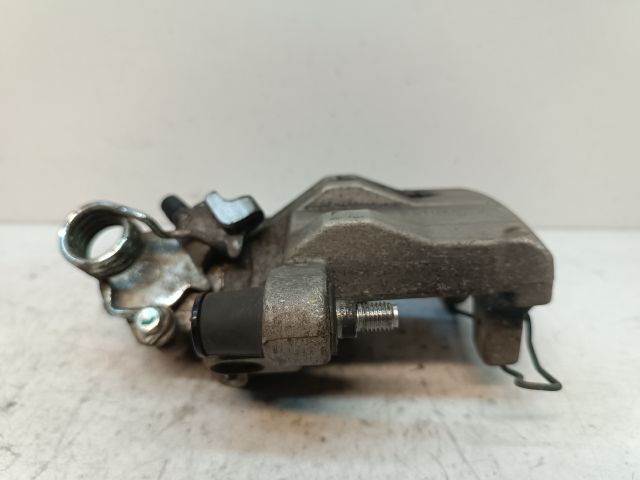 bontott VOLVO V50 Bal hátsó Féknyereg Munkahengerrel