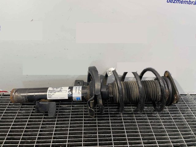 bontott VOLVO V50 Első Rugó