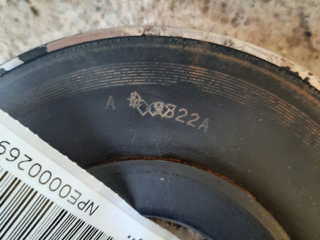 bontott VOLVO V50 Főtengely Szíjtárcsa