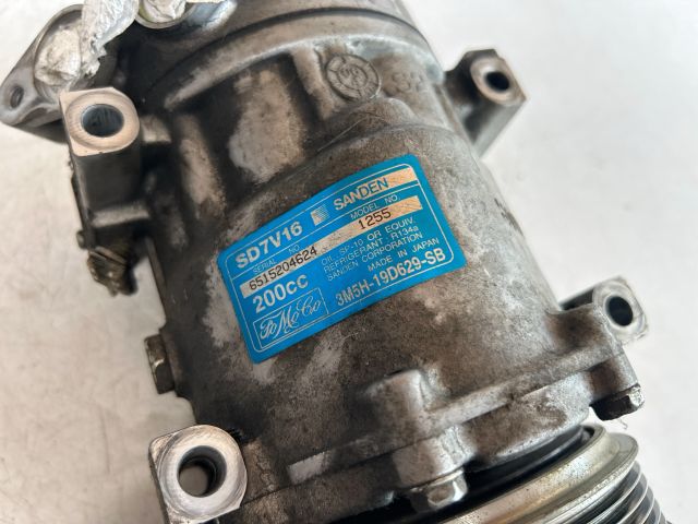 bontott VOLVO V50 Klímakompresszor