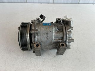 bontott VOLVO V50 Klímakompresszor