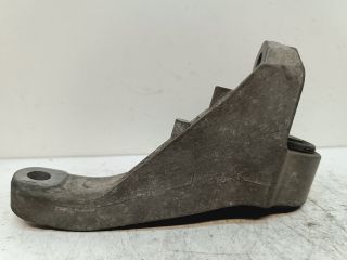 bontott VOLVO V50 Motor Tartó Bak Jobb