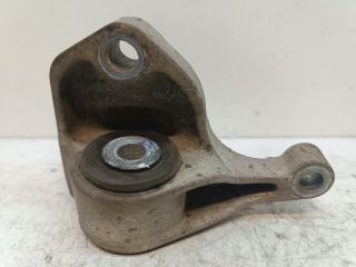 bontott VOLVO V50 Motor Tartó Bak Jobb