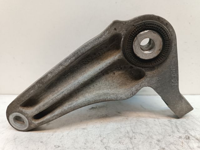 bontott VOLVO V50 Motor Tartó Bak Jobb