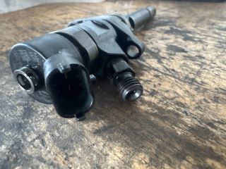 bontott VOLVO V50 Porlasztó (1 db)