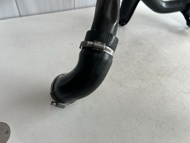 bontott VOLVO V50 Turbócső