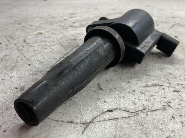 bontott VOLVO V50 Gyújtótrafó