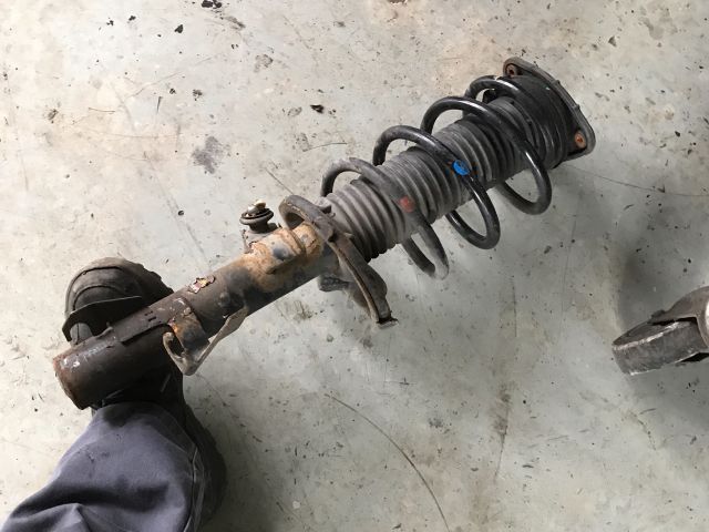 bontott VOLVO V50 Bal első Gólyaláb (Lengécsillapító, Rugó)