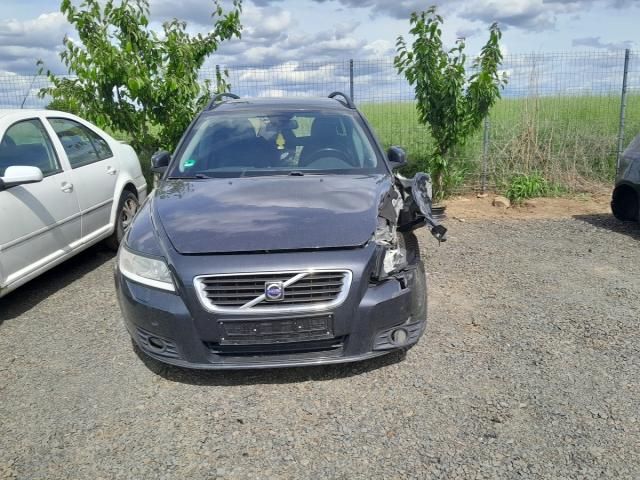 bontott VOLVO V50 Bal Féltengely