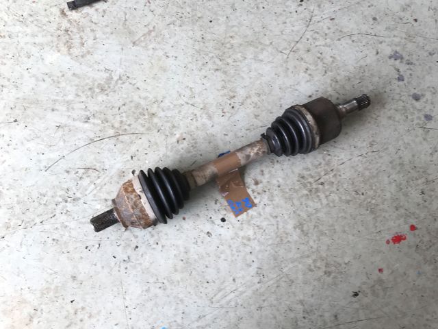 bontott VOLVO V50 Bal Féltengely