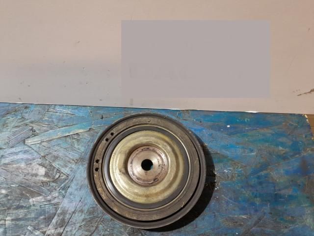 bontott VOLVO V50 Főtengely Szíjtárcsa