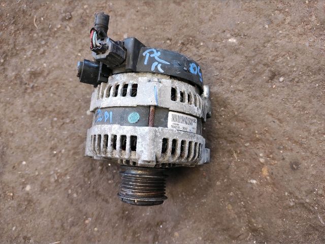 bontott VOLVO V50 Generátor