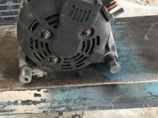 bontott VOLVO V50 Generátor