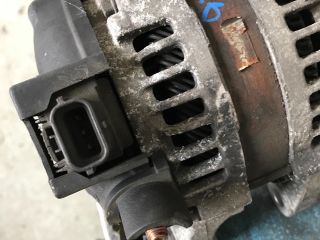 bontott VOLVO V50 Generátor