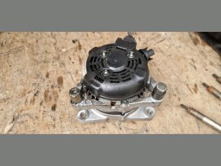 bontott VOLVO V50 Generátor