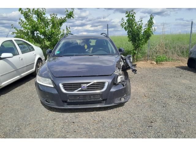 bontott VOLVO V50 Homlokfal (Üres lemez)