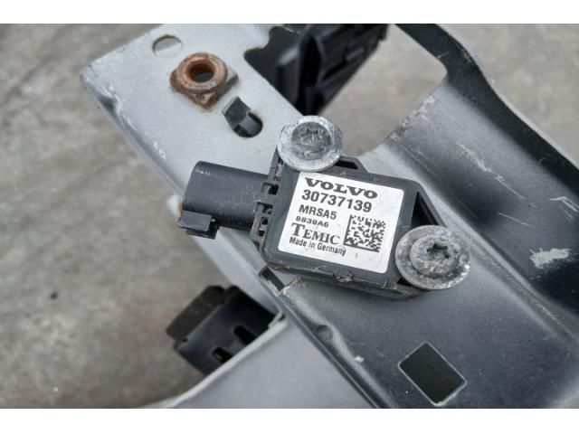 bontott VOLVO V50 Homlokfal (Üres lemez)