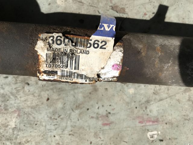 bontott VOLVO V50 Jobb Féltengely