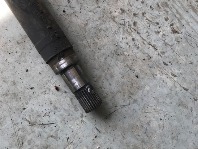 bontott VOLVO V50 Jobb Féltengely